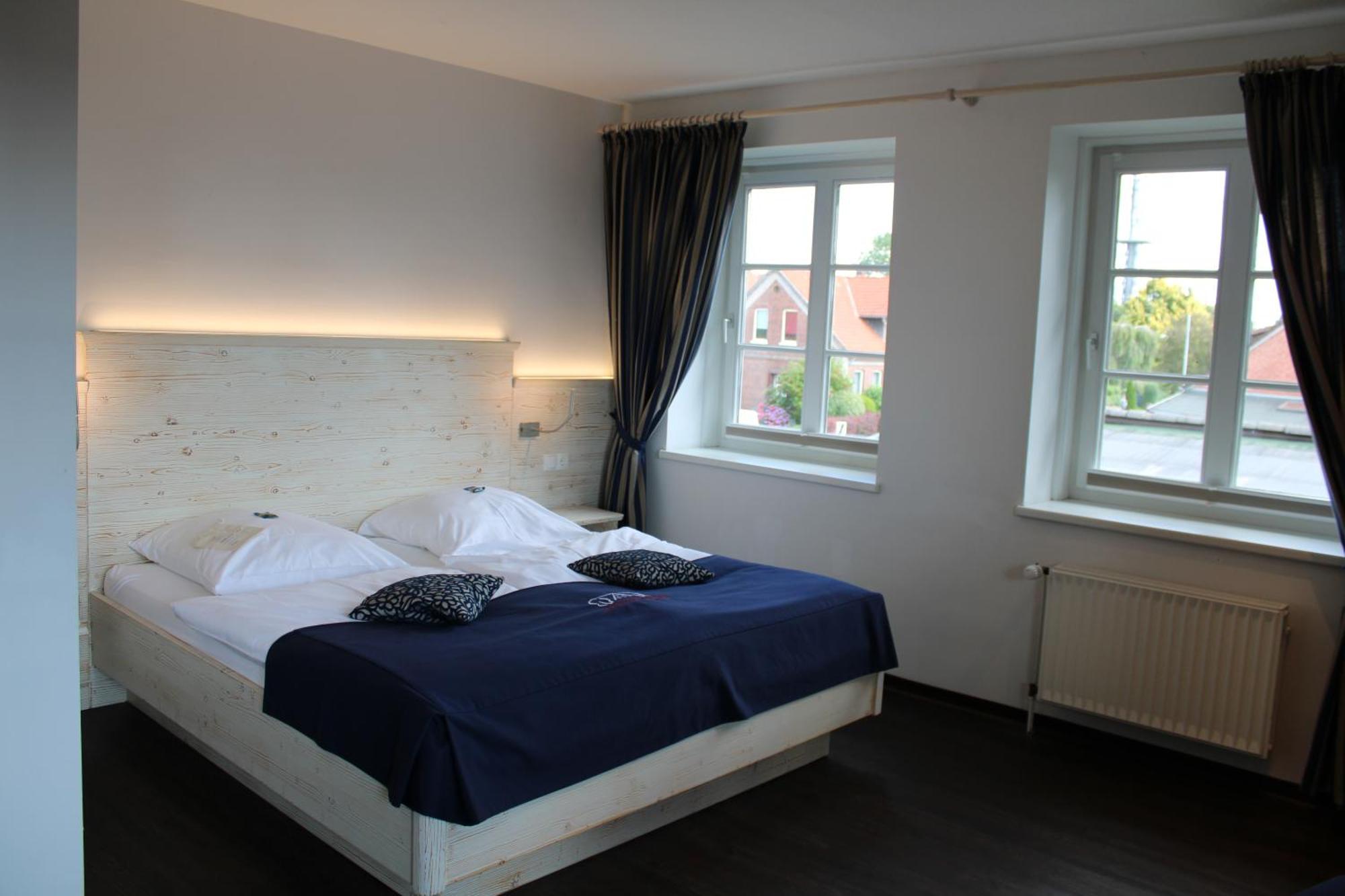 Hotel Altes Land Jork Exterior photo